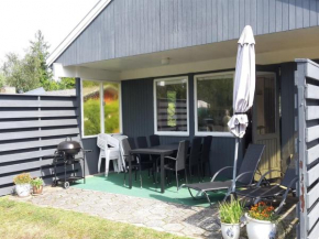 Holiday Home Davida - 400m from the sea by Interhome Bogø By